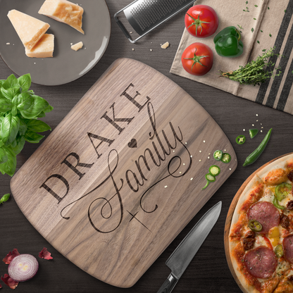 Personalized_Family_Cutting_Board_Dark_Rounded_H_Lifestyle_Mockup.png